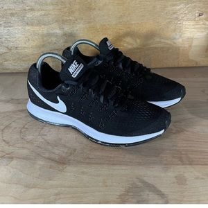 Nike Air Zoom Pegasus 33 Women’s Running Shoe Size 9 Black White 831356-001